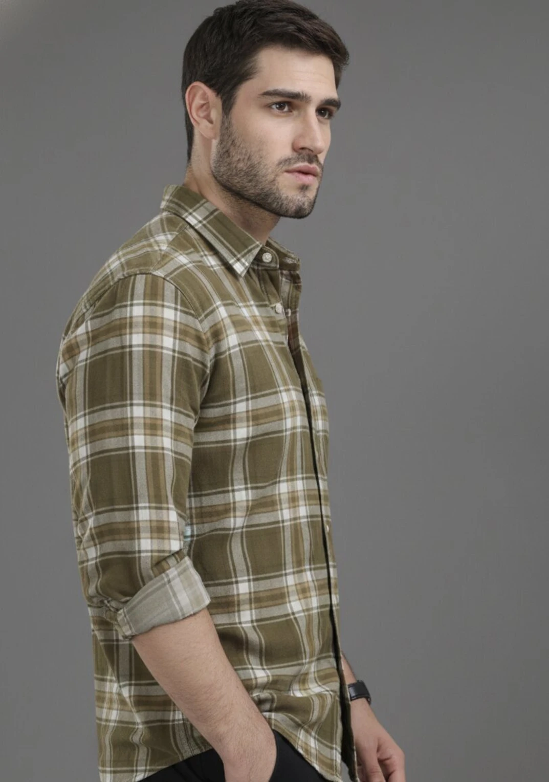Roadster Men Regular Fit Solid Spread Collar Casual Shirt
