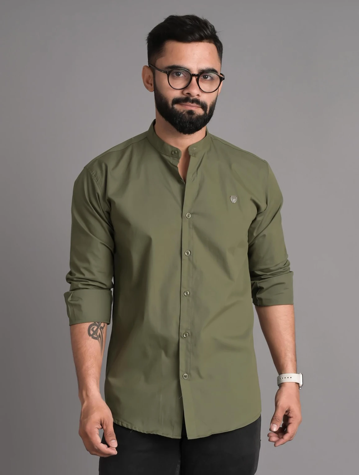 FUBAR Men Slim Fit Solid Spread Collar Casual Shirt